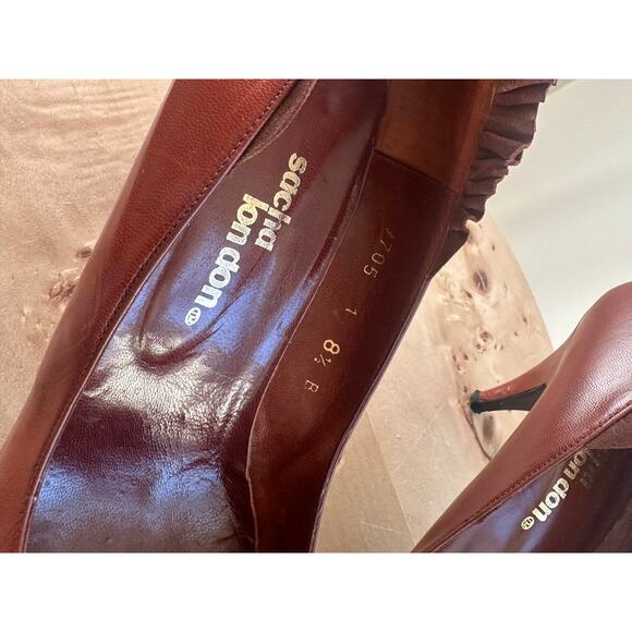 Sacha London Cameo Brown Faux Leather Heels Ruffle Trim Size 8.5 - Picture 6 of 8